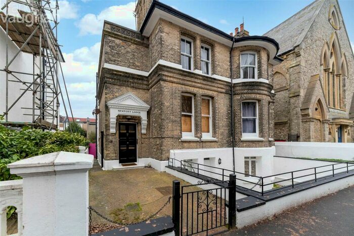 1 Bedroom Flat To Rent In Ventnor Villas, Hove, East Sussex, BN3