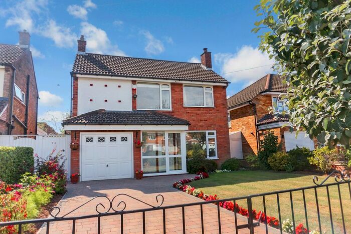 4 Bedroom Detached House To Rent In Ashfurlong Crescent, Sutton Coldfield B75