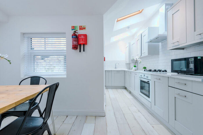 5 Bedroom Property To Rent In Gladstone Terrace, Lancaster, LA1