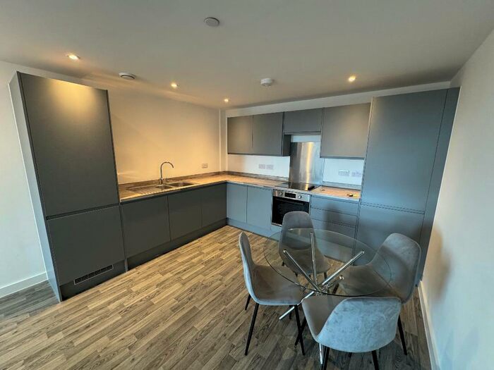 2 Bedroom Apartment To Rent In Stockport Road, Ardwick, Manchester, M13