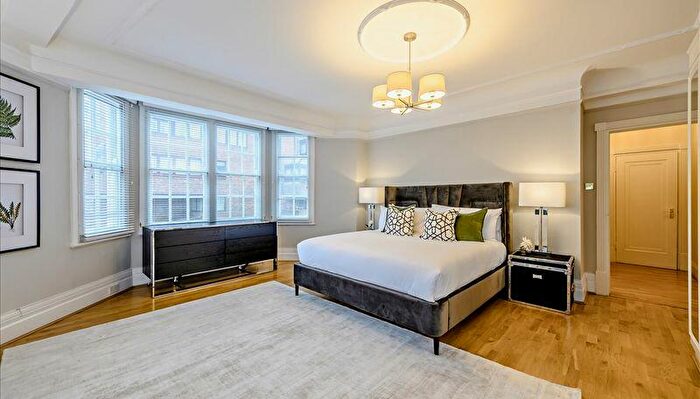 4 Bedroom Flat To Rent In Strathmore Court, Park Road, London, NW8
