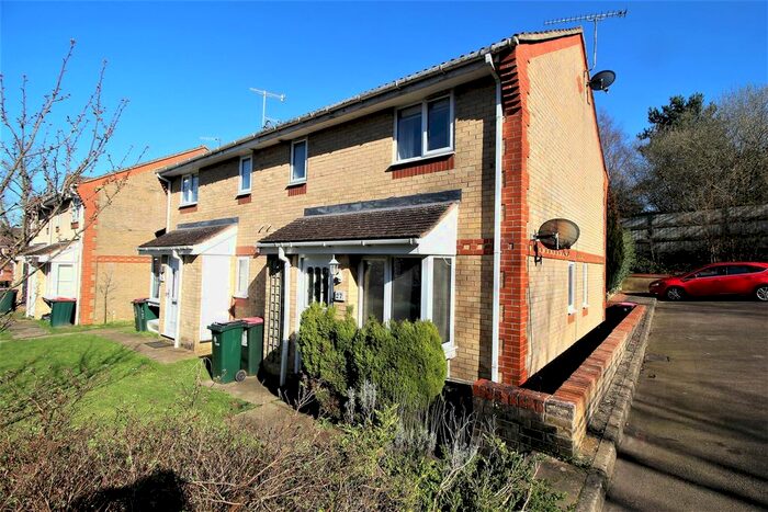 1 Bedroom Terraced House To Rent In Lyon Close, Maidenbower, Crawley, RH10