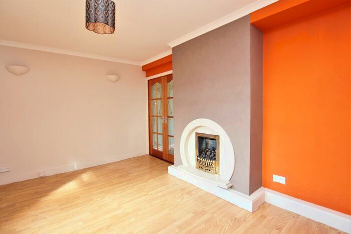 2 Bedroom End Of Terrace House To Rent In Mariner Road, Camelon, FK1