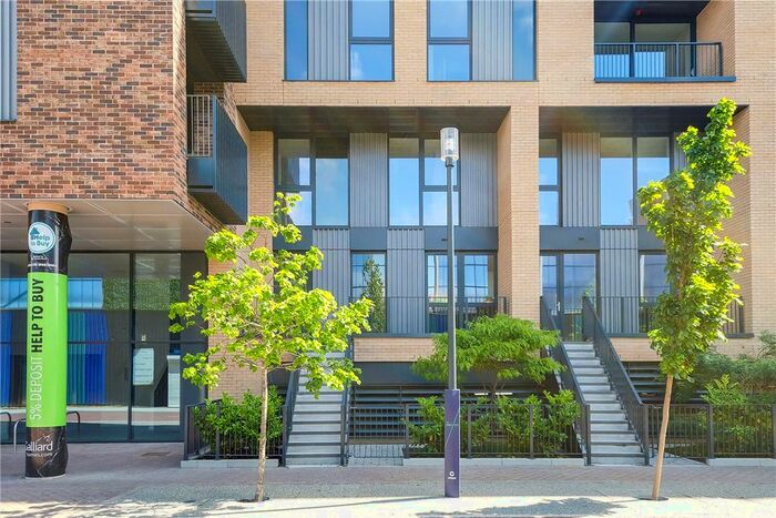 3 Bedroom Maisonette To Rent In Greyhound Parade, Wimbledon Grounds, London, SW17