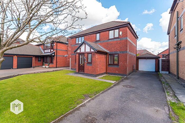 3 Bedroom Detached House For Sale In Parkstone Close, Bury, BL8