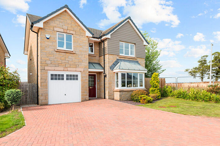 4 Bedroom Detached House For Sale In Tipperwhy Road, Auchterarder, PH3