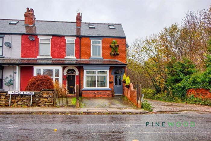 4 Bedroom End Of Terrace House For Sale In Ashgate Road, Chesterfield, Derbyshire, S40