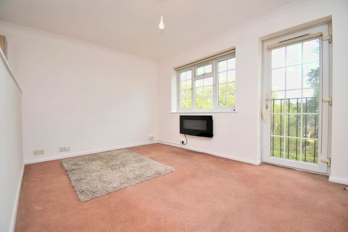 1 Bedroom Flat To Rent In Wynford Place, Grosvenor Road, Belvedere, DA17
