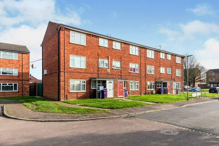 1 Bedroom Flat To Rent In Dugdale Court, Hitchin, Hertfordshire, SG5