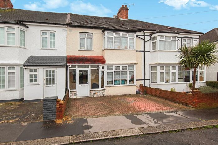 4 Bedroom Terraced House For Sale In Osterley Gardens, Thornton Heath, CR7