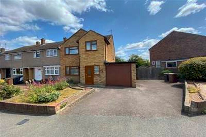 3 Bedroom Semi-Detached House To Rent In Heath Drive, Chelmsford, CM2