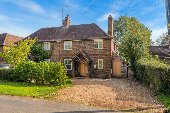 3 Bedroom Semi-Detached House To Rent In Sedgwick Lane Horsham, RH13
