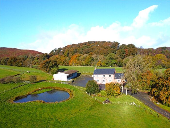 4 Bedroom Detached House For Sale In Llanerfyl, Welshpool, Powys, SY21