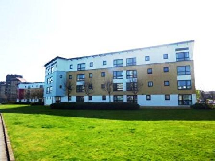 1 Bedroom Apartment To Rent In Mavisbank Gardens, Glasgow, G51