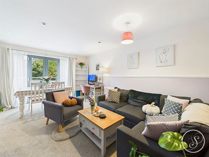 2 Bedroom Flat To Rent In Centre Point, Regent Street Chapel Allerton, Leeds, LS7