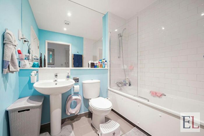 1 Bedroom Apartment For Sale In Shared Ownership | Flat Templar House, HA2