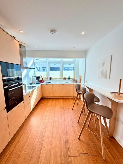 2 Bedroom Flat To Rent In Brunswick Street West, Hove, BN3