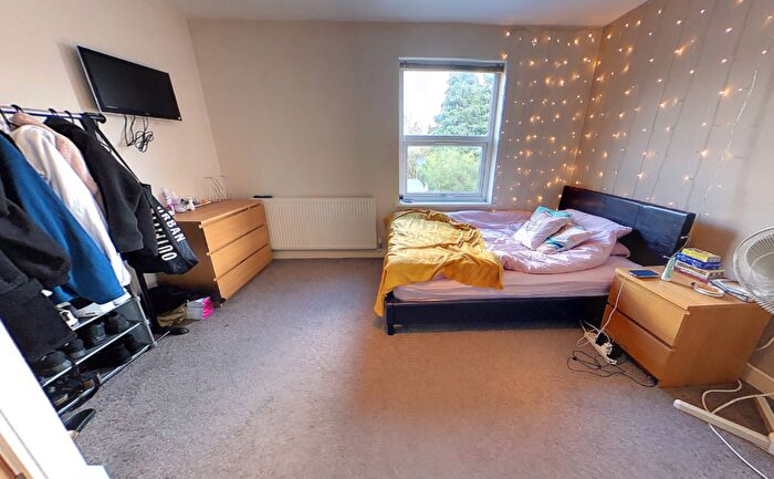 6 Bedroom Terraced House To Rent In Exeter Road, Selly Oak, Birmingham, B29