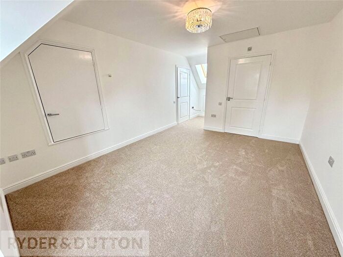 4 Bedroom Semi-Detached House To Rent In Ashville Terrace, Manchester, Greater Manchester, M40
