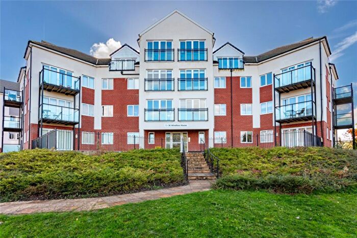 2 Bedroom Apartment For Sale In Traction Lane, Bedford, Bedfordshire, MK42