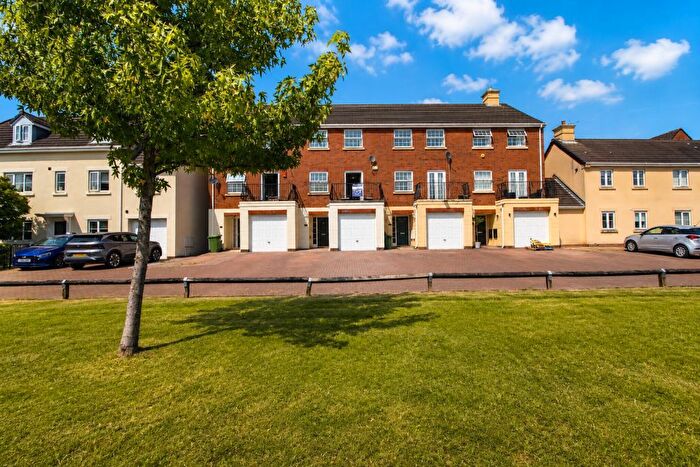4 Bedroom Town House For Sale In Meadow Hill, Church Village, Pontypridd, CF38