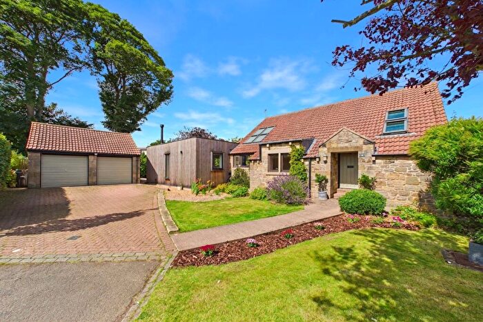 4 Bedroom Detached House For Sale In Grange Park, Rennington, NE66