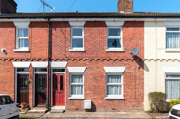 3 Bedroom Terraced House For Sale In Crescent Road, Wimborne, Dorset, BH21