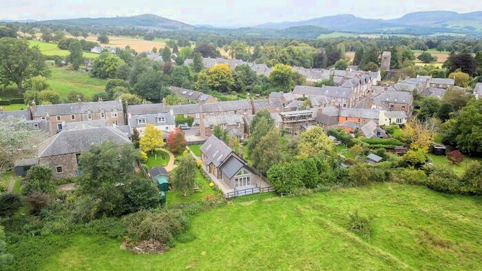 4 Bedroom Character Property For Sale In Willoughby Street, Muthill, PH5