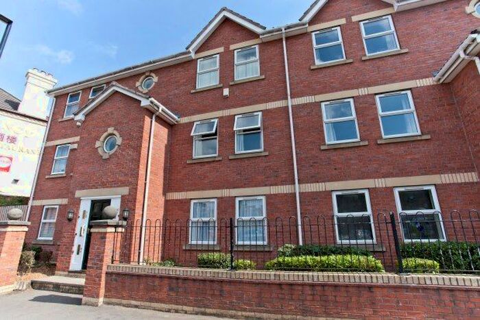 2 Bedroom Flat To Rent In Barbican Road, York, YO10