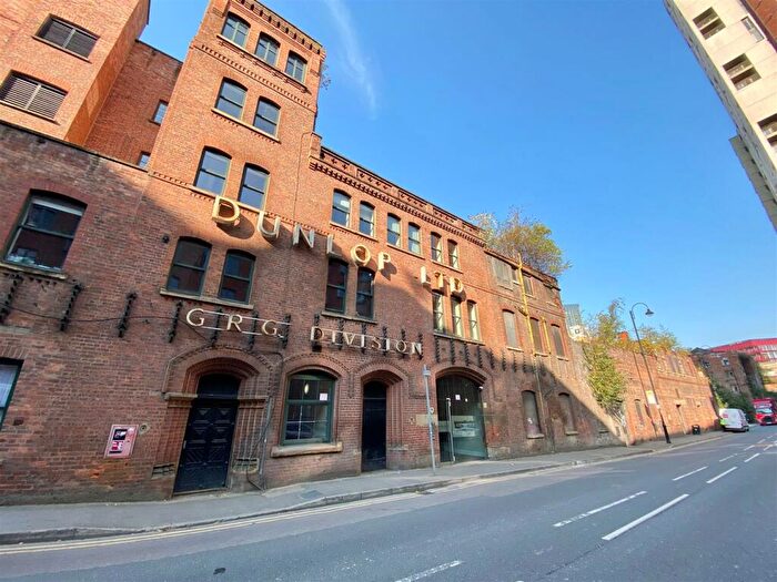 2 Bedroom Apartment To Rent In Macintosh Mill, Cambridge Street, Manchester, M1