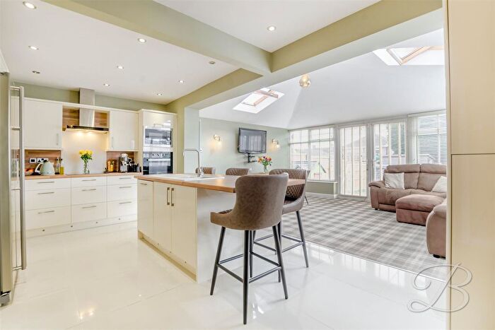 3 Bedroom Semi-Detached House For Sale In Thoresby Drive, Edwinstowe, Mansfield, NG21