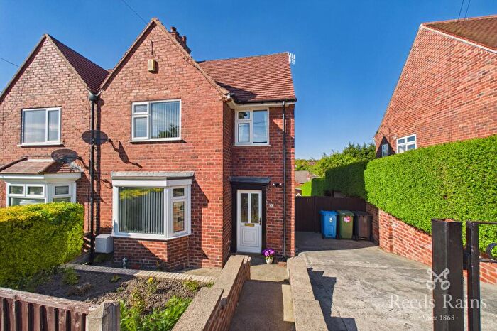 3 Bedroom Semi-Detached House For Sale In Alexandra Road East, Chesterfield, Derbyshire, S41