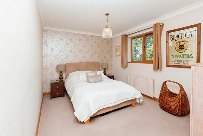 4 Bedroom Detached House For Sale In Manor Gardens, Grendon Underwood, Aylesbury, HP18
