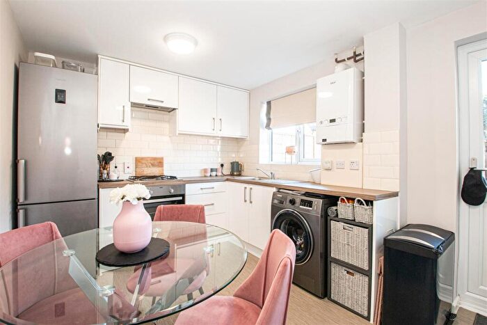 2 Bedroom Terraced House To Rent In Shepperds Green, Shenley Church End, MK5