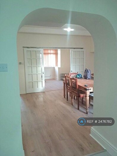 3 Bedroom Terraced House To Rent In Bond Street, Swansea, SA1