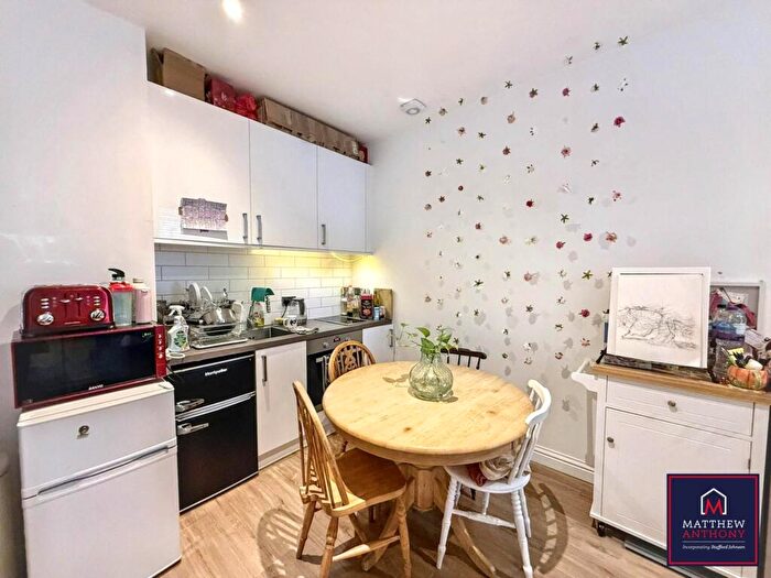 1 Bedroom Flat To Rent In Chapel Road, BN11