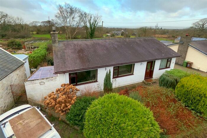 3 Bedroom Bungalow For Sale In Rhos Isaf, Rhostryfan, Caernarfon, Gwynedd, LL54
