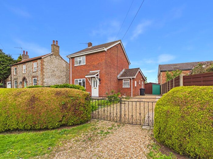 2 Bedroom Detached House For Sale In Whin Common Road, Tottenhill, King's Lynn, PE33