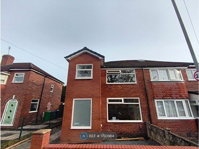 3 Bedroom Semi Detached House To Rent In Broad Oak Lane, Manchester, M20