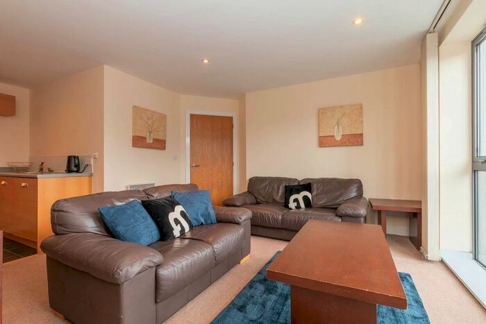 2 Bedroom Flat To Rent In Quartz, Hall Street, B18