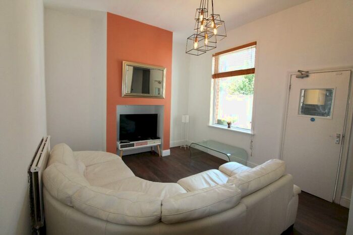 4 Bedroom Terraced House To Rent In Wildman Street, Preston, Lancashire, PR1