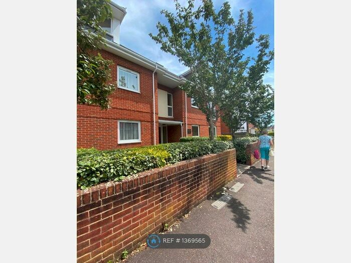 1 Bedroom Flat To Rent In Firgrove Road, Southampton, SO15