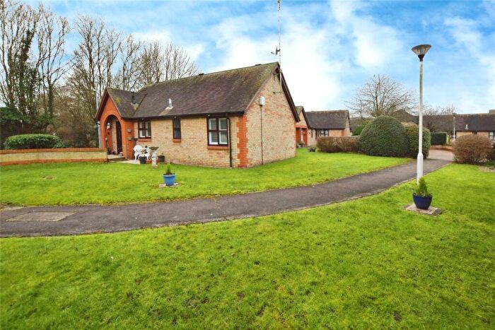 1 Bedroom Bungalow For Sale In Clements Green Lane, South Woodham Ferrers, Chelmsford, Essex, CM3