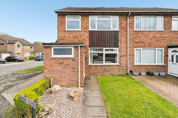 3 Bedroom Semi-Detached House For Sale In Wardes Close, Prestwood, HP16