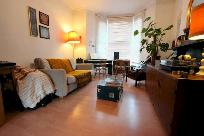 1 Bedroom Apartment To Rent In Rectory Road, London, N16