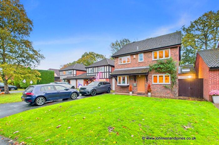 4 Bedroom Detached House For Sale In St. Johns Road, Ascot, SL5