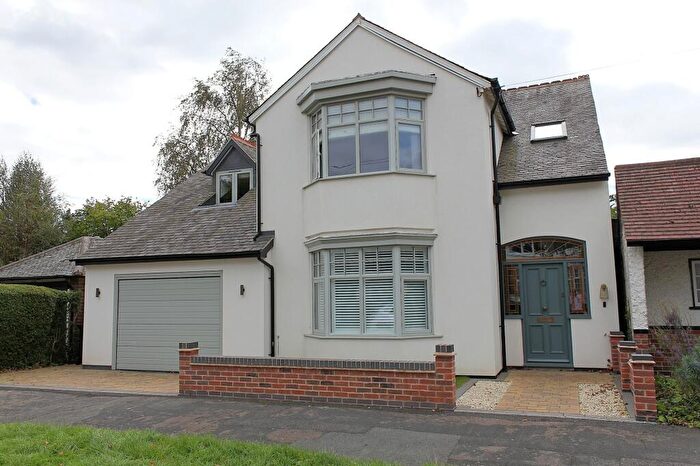 4 Bedroom Detached House For Sale In Meadway, Leicester, LE3