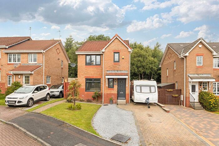 3 Bedroom Detached House For Sale In Kilne Place, Livingston, EH54