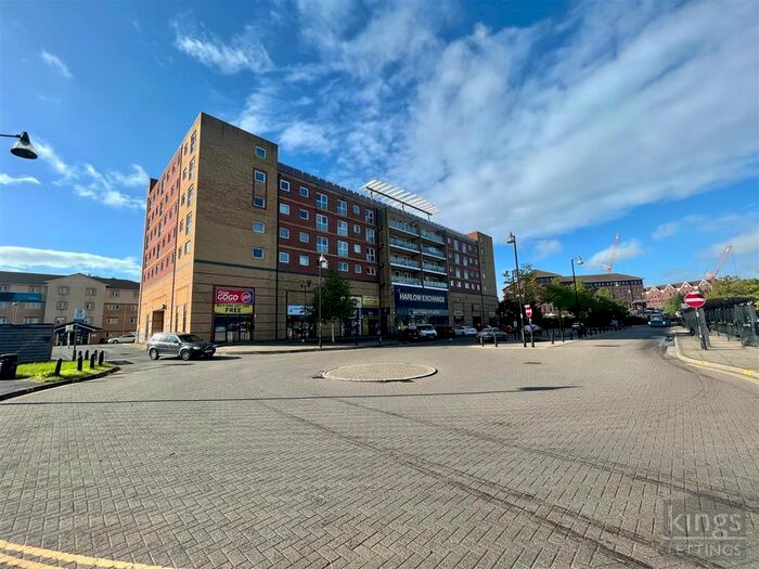 2 Bedroom Flat To Rent In Mill Court, Harlow, CM20