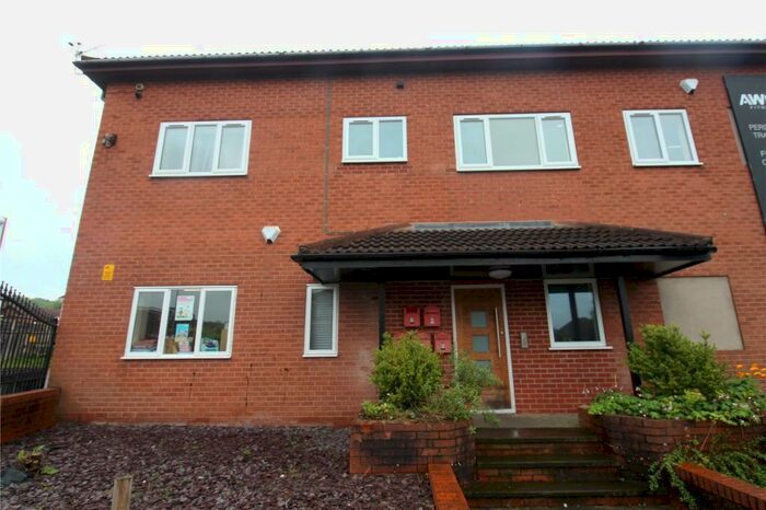 1 Bedroom Apartment To Rent In St. Phillips Drive, Royton, Oldham, Greater Manchester, OL2